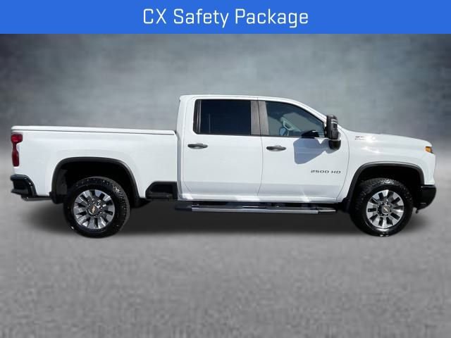 2024 Chevrolet Silverado 2500HD Custom photo 4