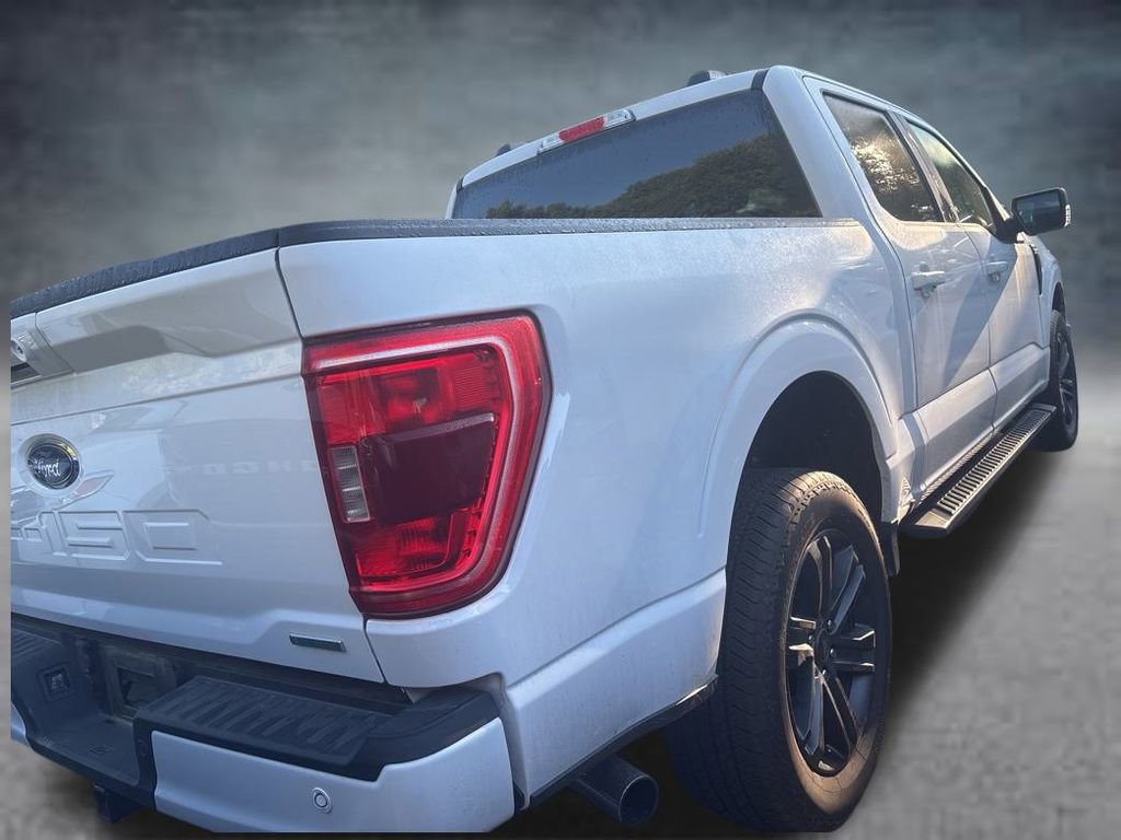 2021 Ford F-150 XLT photo 4