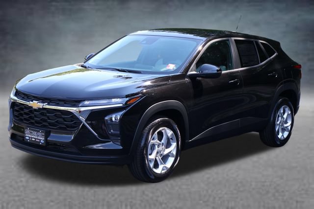 2026 Chevrolet Trax LS - Photo 24