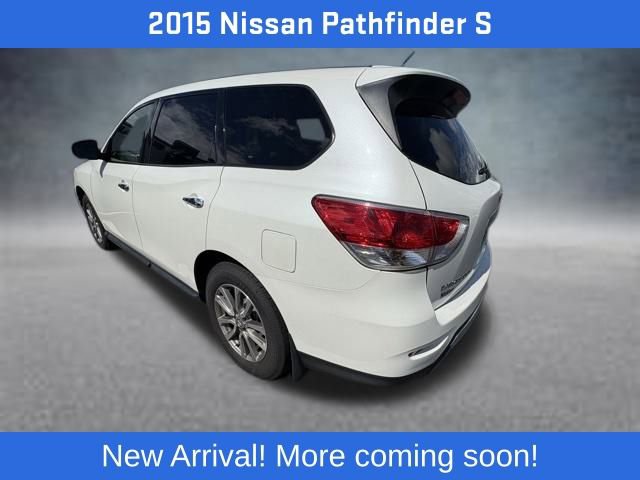 2015 Nissan Pathfinder S photo 3