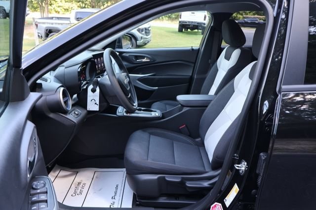2026 Chevrolet Trax LS - Photo 17