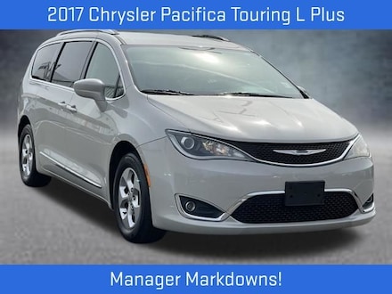 2017 Chrysler Pacifica Touring L Plus Minivan/Van