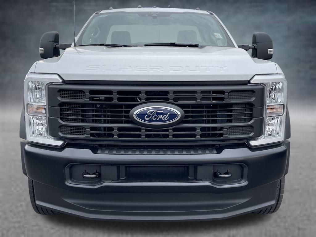 2025 Ford F-550 Super Duty Chassis Cab XL - Photo 19