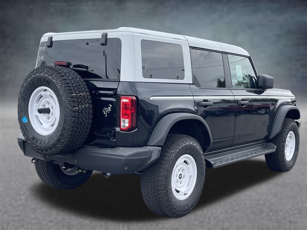 2025 Ford Bronco Heritage First Edition photo 3
