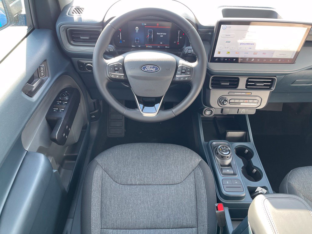 2025 Ford Maverick XLT - Photo 6