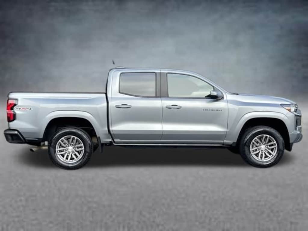Used 2023 Chevrolet Colorado LT Truck
