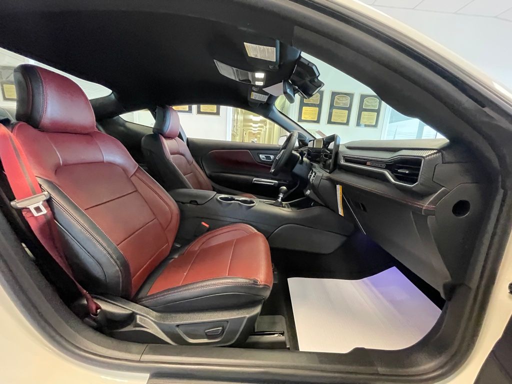 2025 Ford Mustang GT Premium Fastback - Photo 22