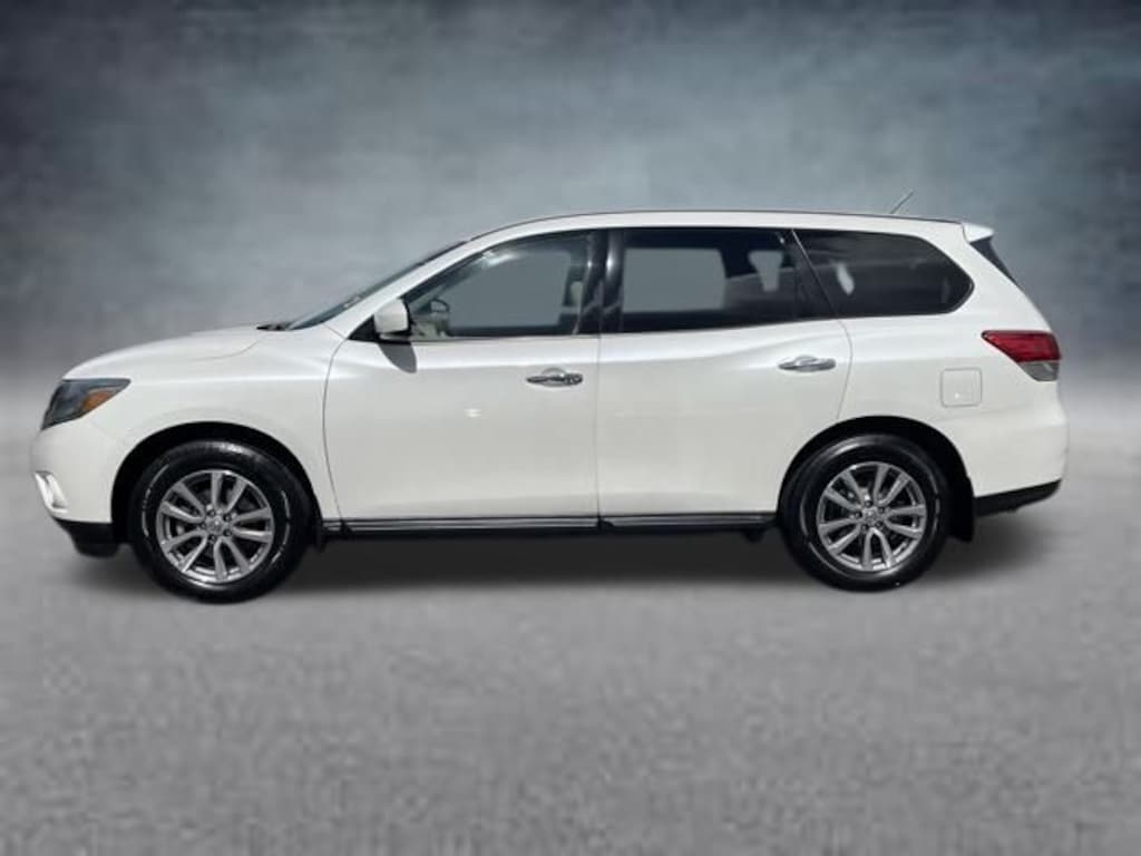 Used 2015 Nissan Pathfinder S SUV