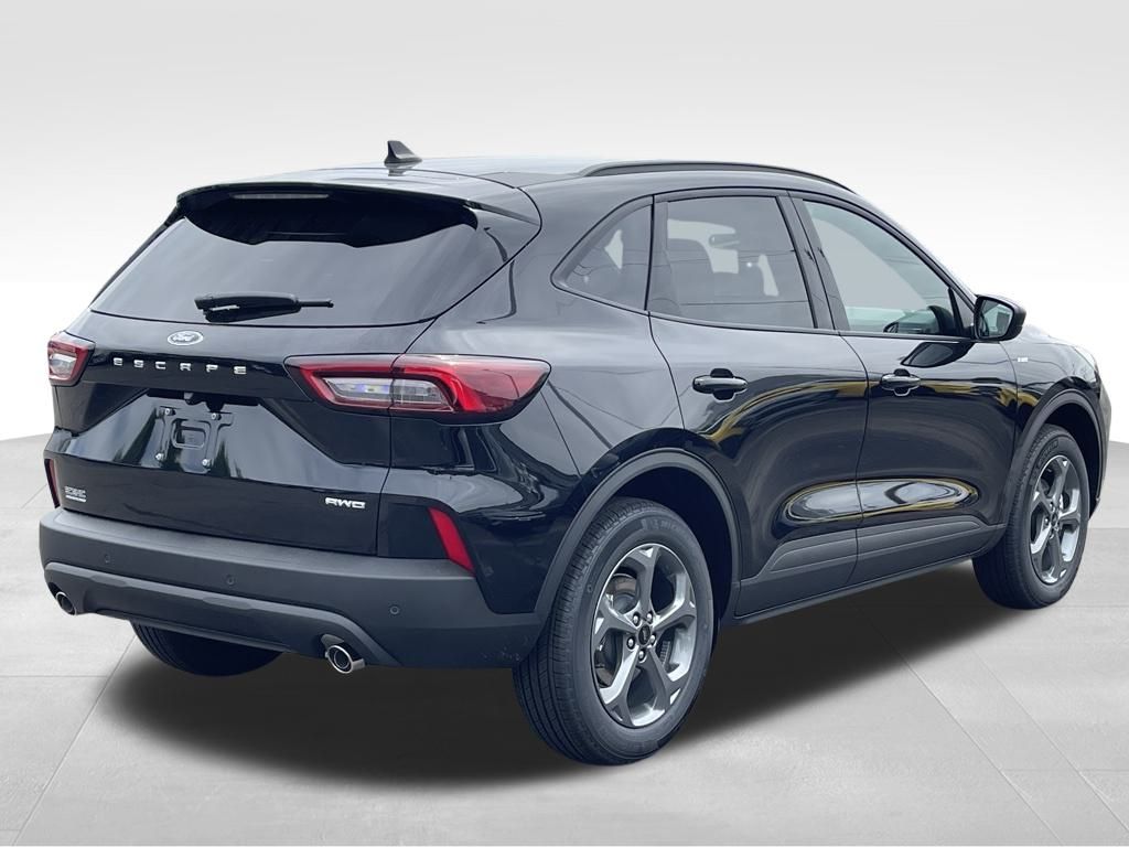 2025 Ford Escape ST-Line photo 3