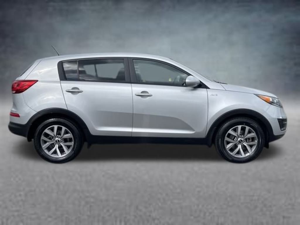 Used 2016 Kia Sportage LX SUV