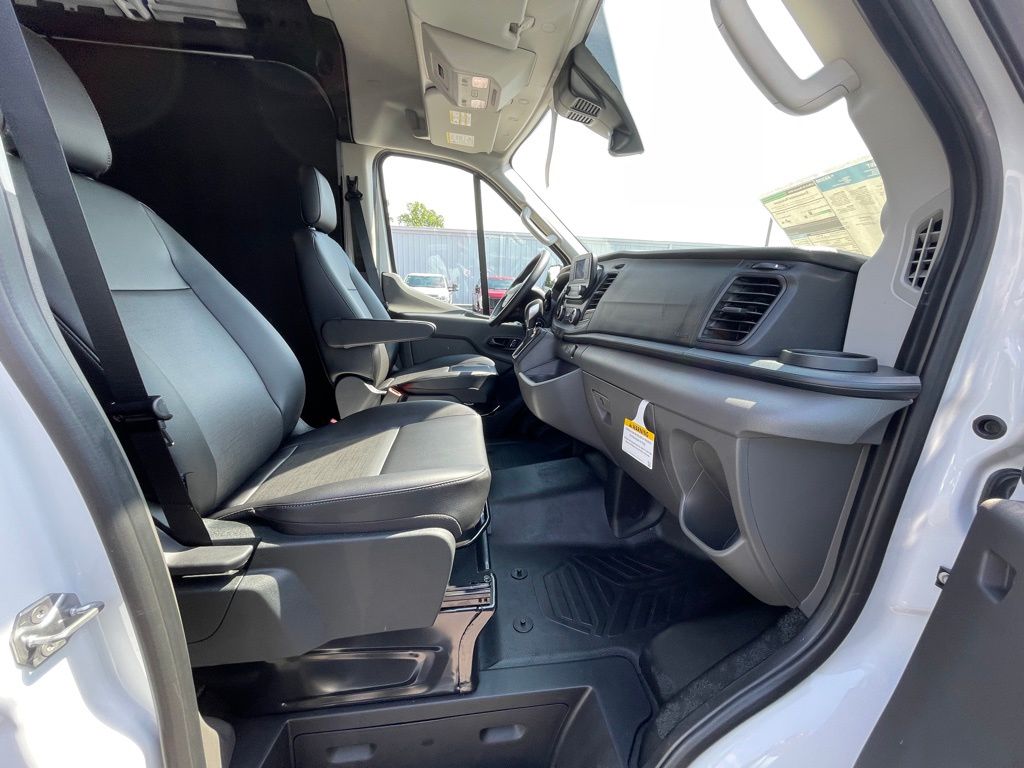 2025 Ford Transit Van Base - Photo 20
