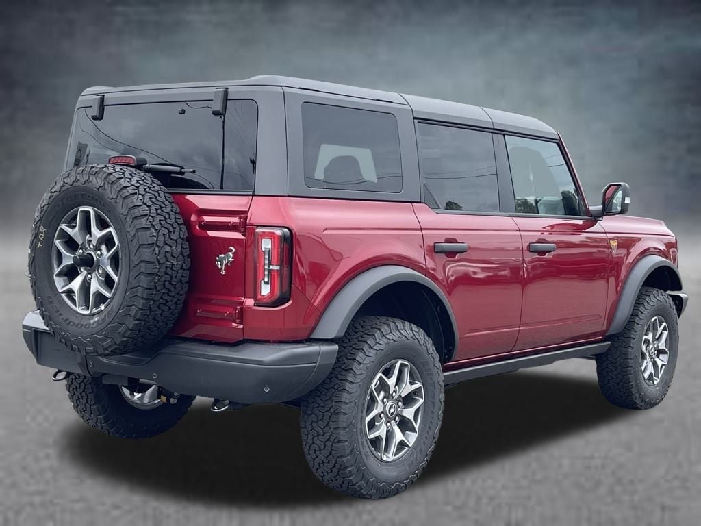 2025 Ford Bronco Badlands photo 3