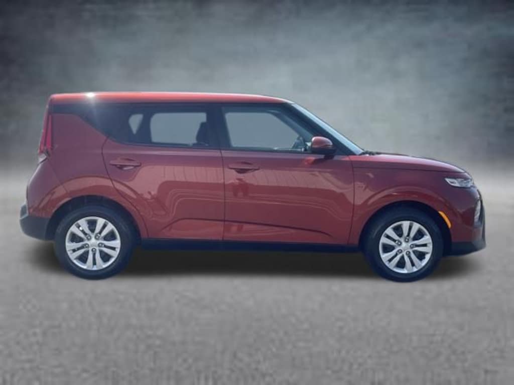 Used 2022 Kia Soul LX Hatchback