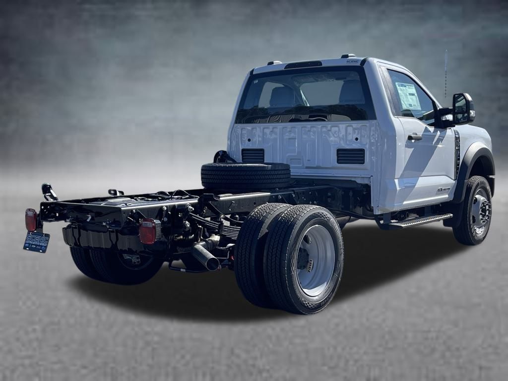 2026 Ford F-550 XL photo 2