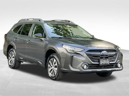 2025 Subaru Outback Premium SUV