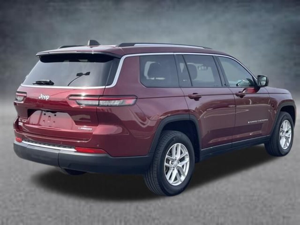 Used 2023 Jeep Grand Cherokee L Laredo SUV