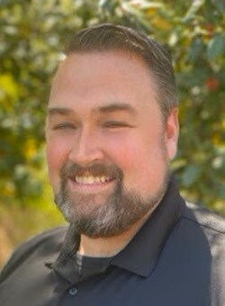 Staff member Dustin Montgomery from cd0a26be8ee4