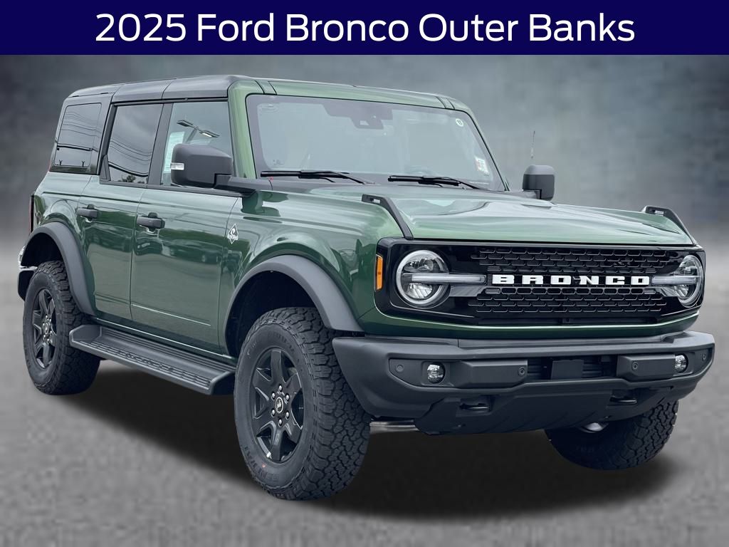 2025 Ford Bronco 4-Door Outer Banks's photo