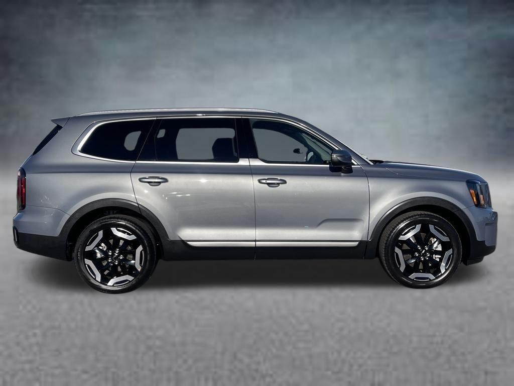 Used 2025 Kia Telluride EX SUV