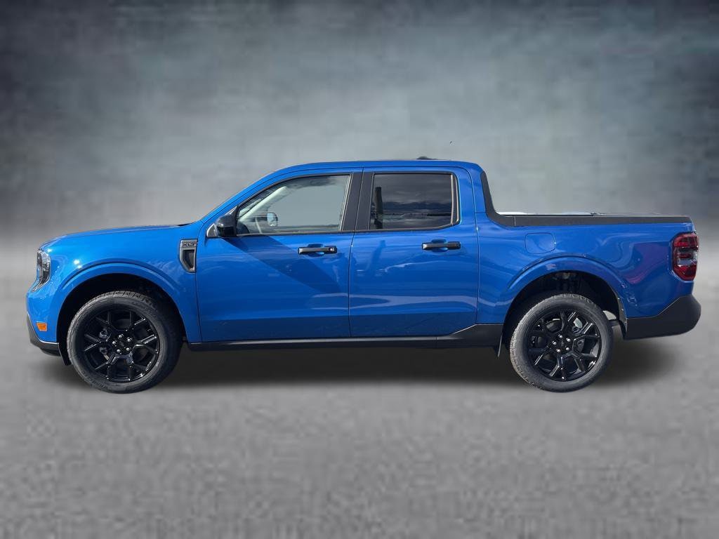 2025 Ford Maverick XLT - Photo 2