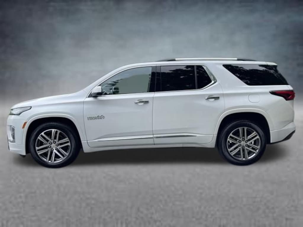 Used 2023 Chevrolet Traverse High Country SUV