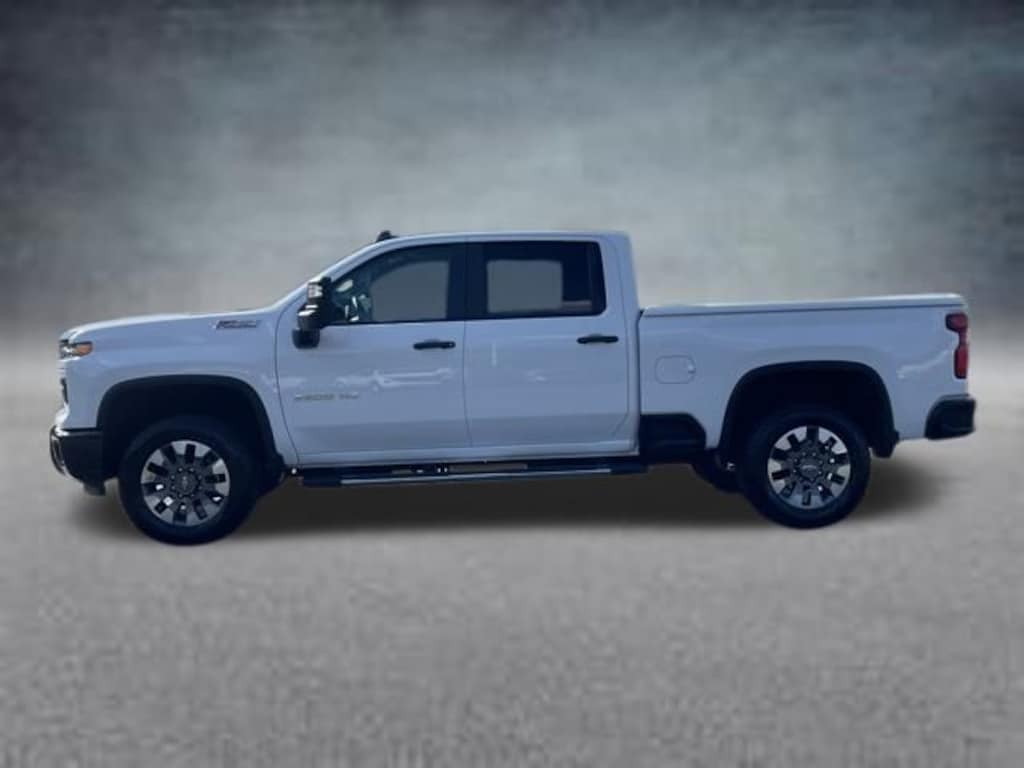 Used 2024 Chevrolet Silverado 2500HD Custom Truck