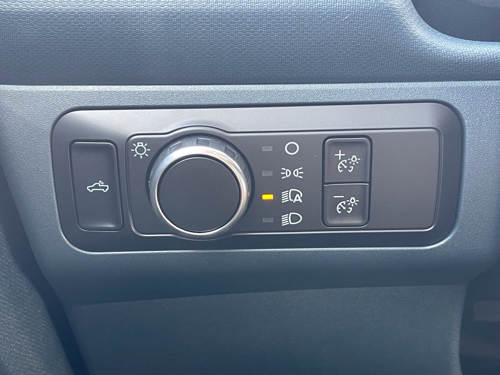 2025 Ford Maverick XLT - Photo 17