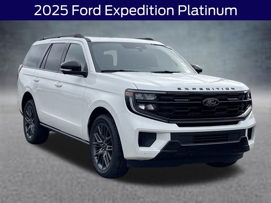 2025 Ford Expedition Platinum's photo
