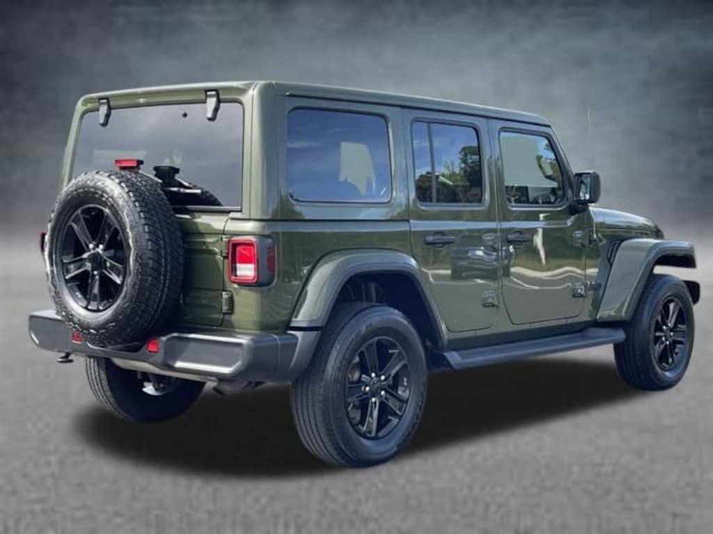 Used 2021 Jeep Wrangler Unlimited Sahara Altitude SUV