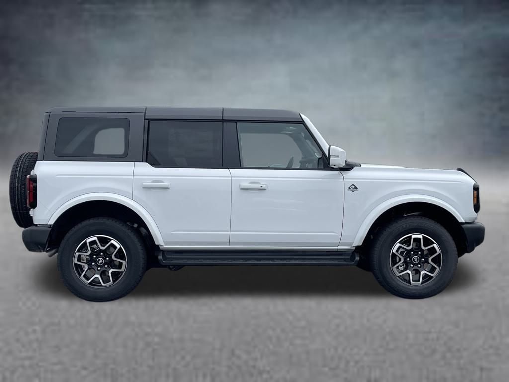 New 2025 Ford Bronco Outer Banks SUV