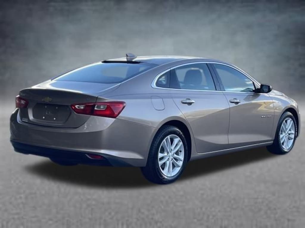 Used 2018 Chevrolet Malibu LT Sedan