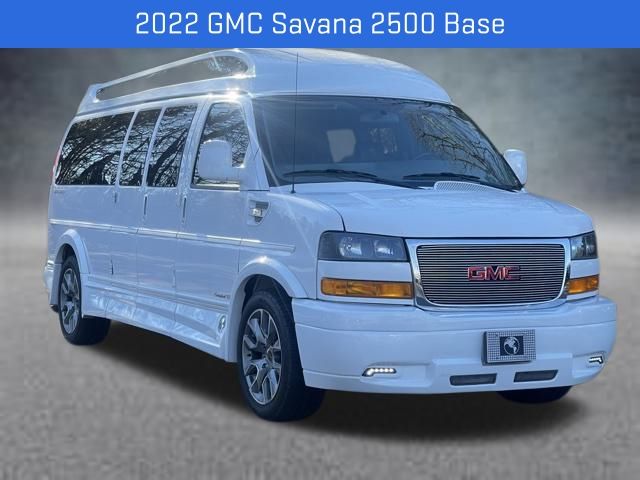 2022 GMC Savana Cargo Work Van's photo