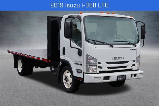 2019 Isuzu NPR-HD's photo