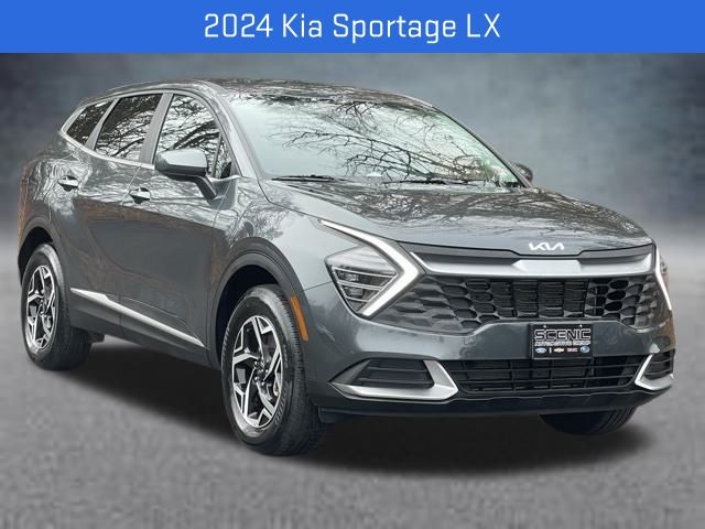 2024 Kia Sportage LX's photo