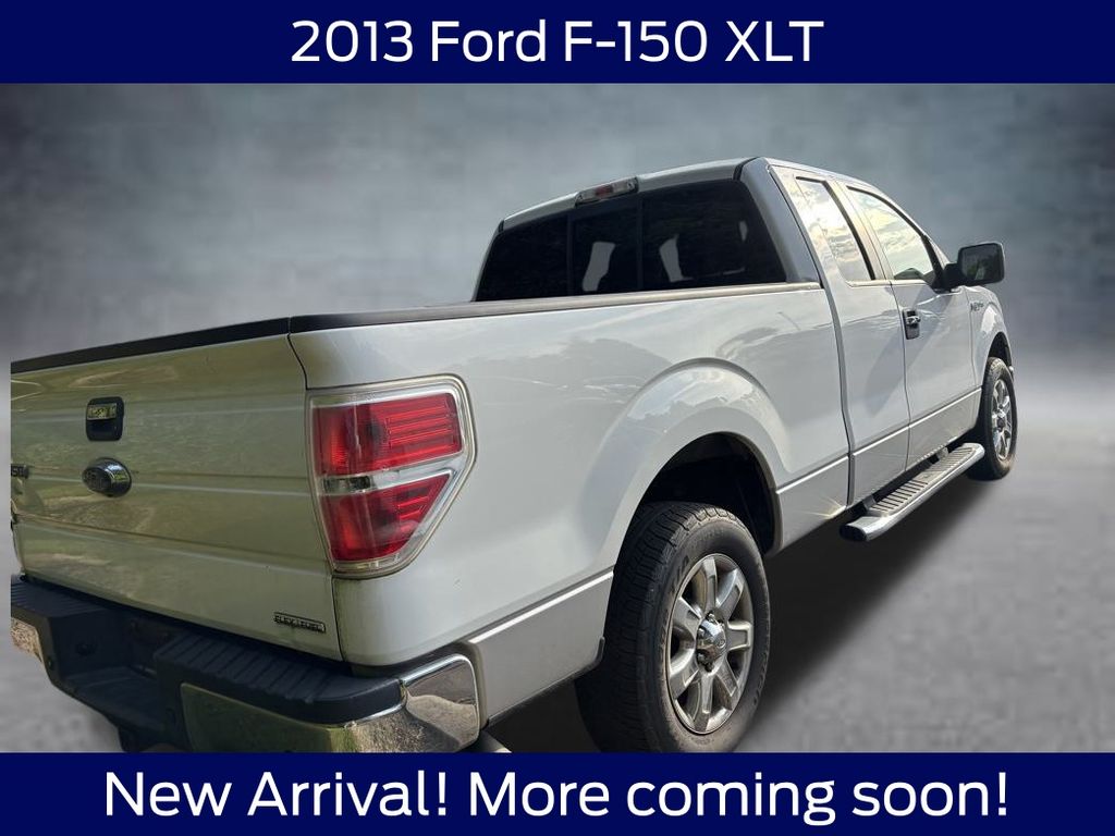 2013 Ford F-150 XLT photo 4