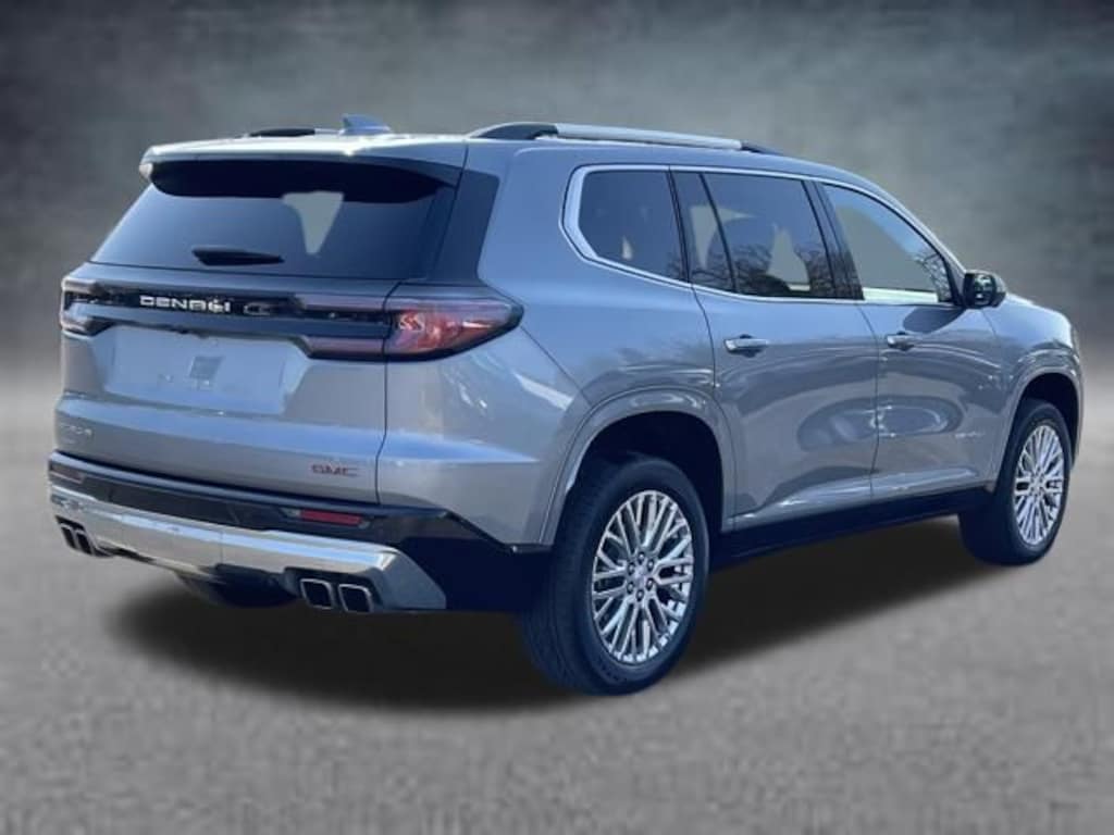 Used 2024 GMC Acadia Denali SUV