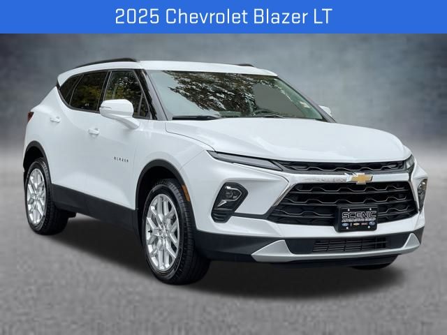 2025 Chevrolet Blazer 3LT's photo