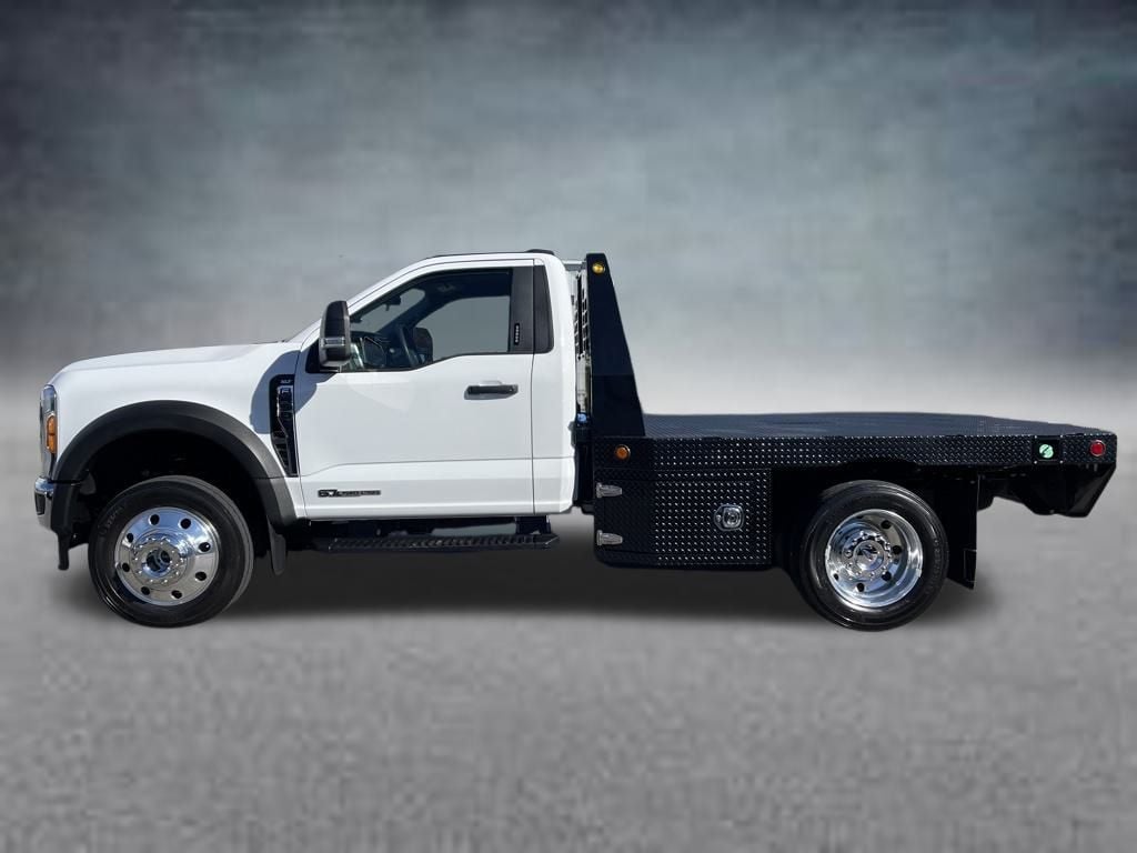 Used 2023 Ford F-450SD XLT Chassis