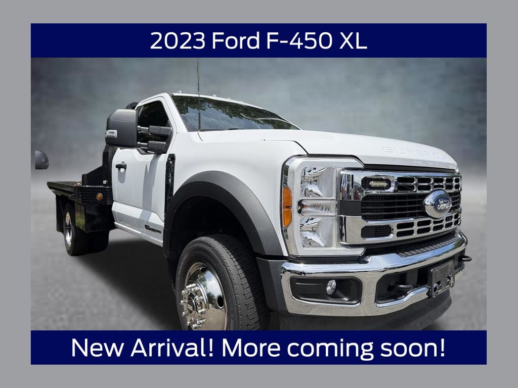2023 Ford F-450 XL 4x4 Regular Cab 145-In DRW's photo