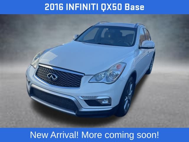 2016 INFINITI QX50 Base's photo