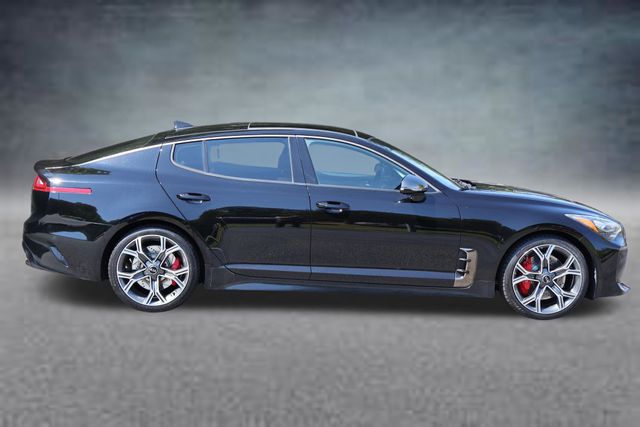 Used 2018 Kia Stinger GT1 with VIN KNAE45LC1J6018063 for sale in Mount Airy, NC