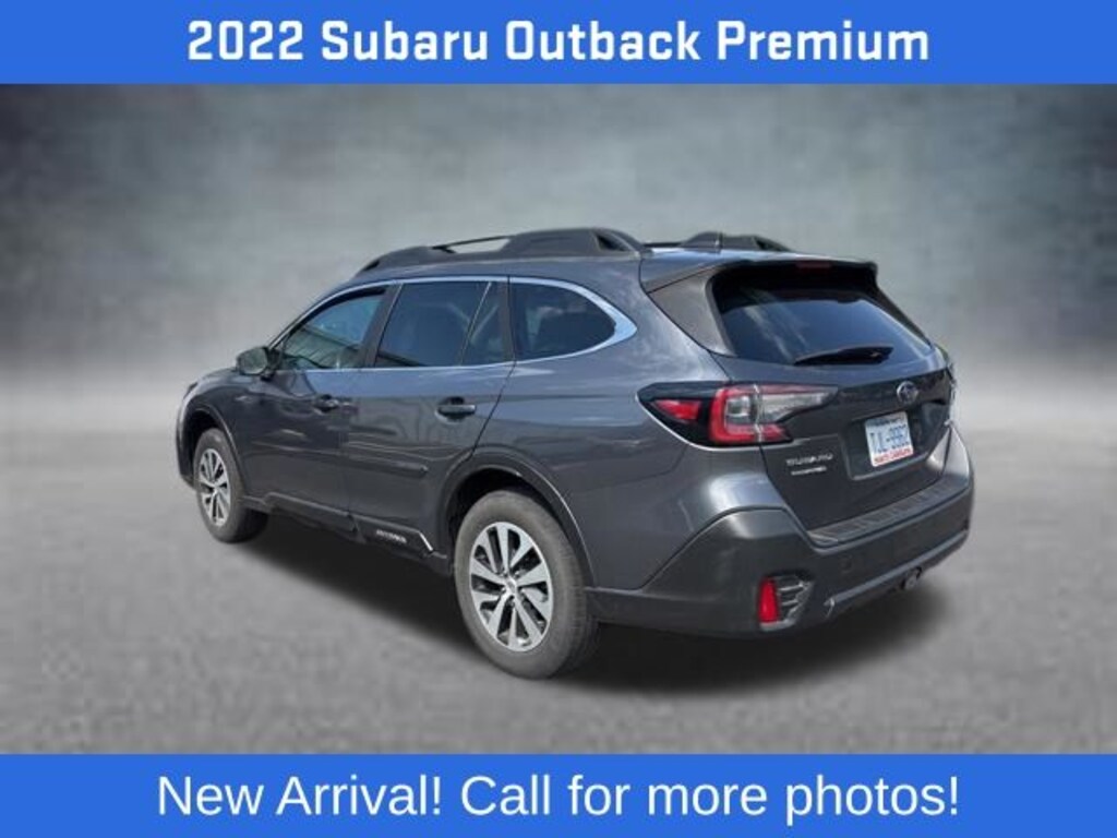 Used 2022 Subaru Outback Premium SUV