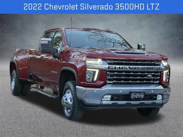 2022 Chevrolet Silverado 3500HD LTZ's photo