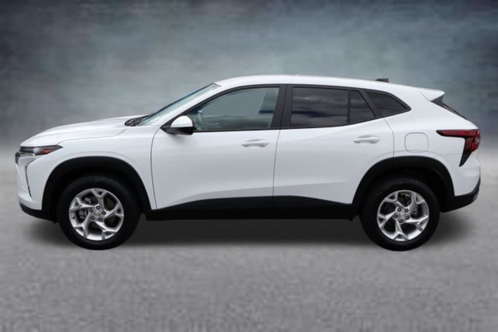 Used 2025 Chevrolet Trax LS SUV