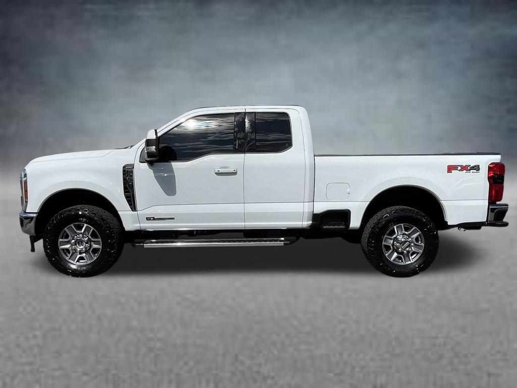 Used 2023 Ford F-350 SD Lariat Truck