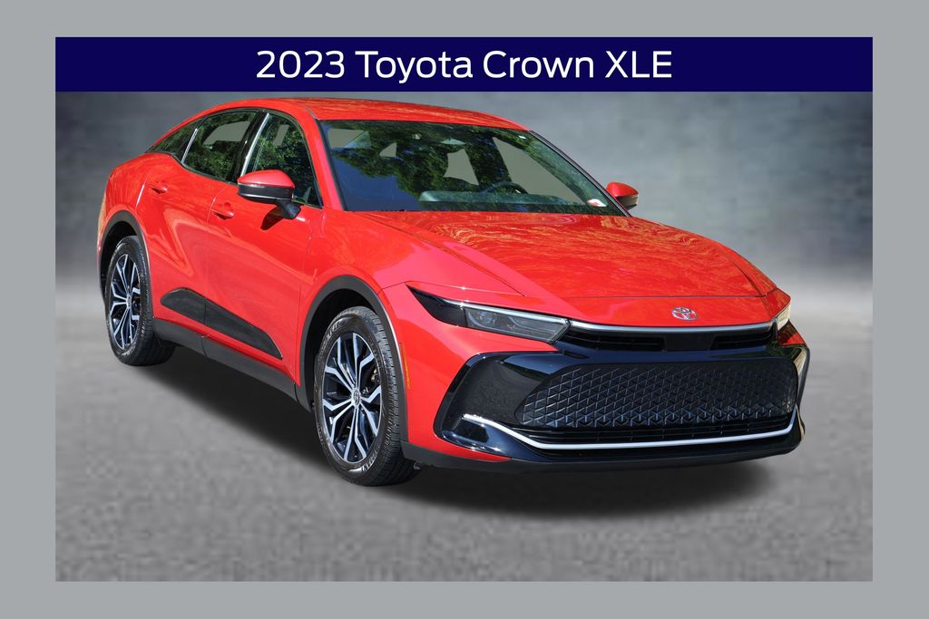 2023 Toyota Crown XLE AWD's photo