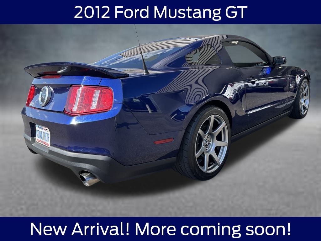 2012 Ford Mustang GT photo 4