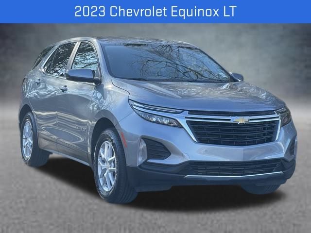 2023 Chevrolet Equinox LT's photo