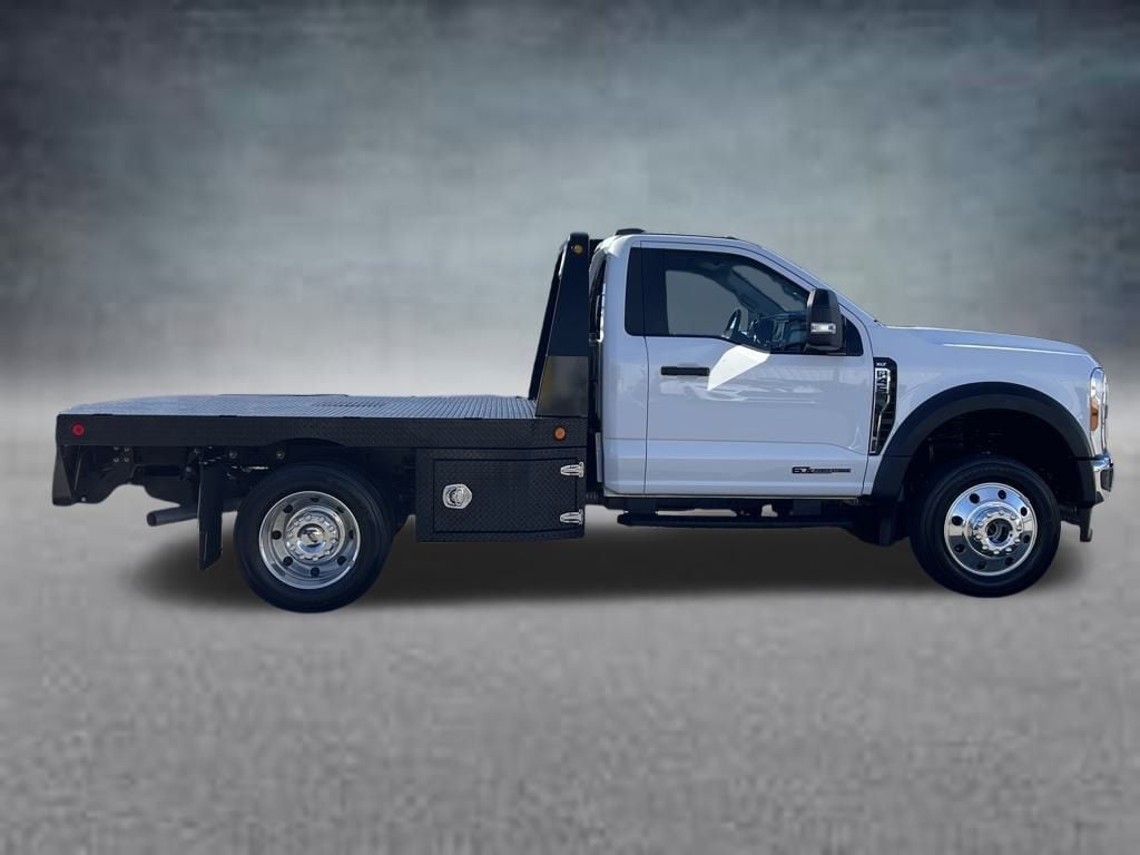 Used 2023 Ford F-450SD XLT Chassis