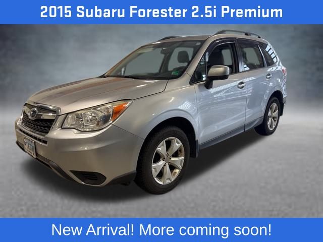 2015 Subaru Forester 2.5i Premium photo 4